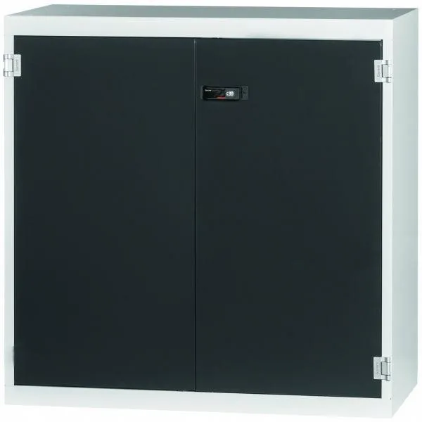 GT940081900 Base cabinet with Plain sheet metal swing doors, (H900xW1023xD550)